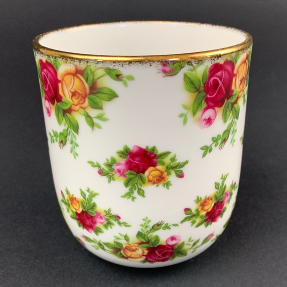 Royal Albert Old Country Roses Classic Mug All Over Design Gold Trim - Picture 3 of 6